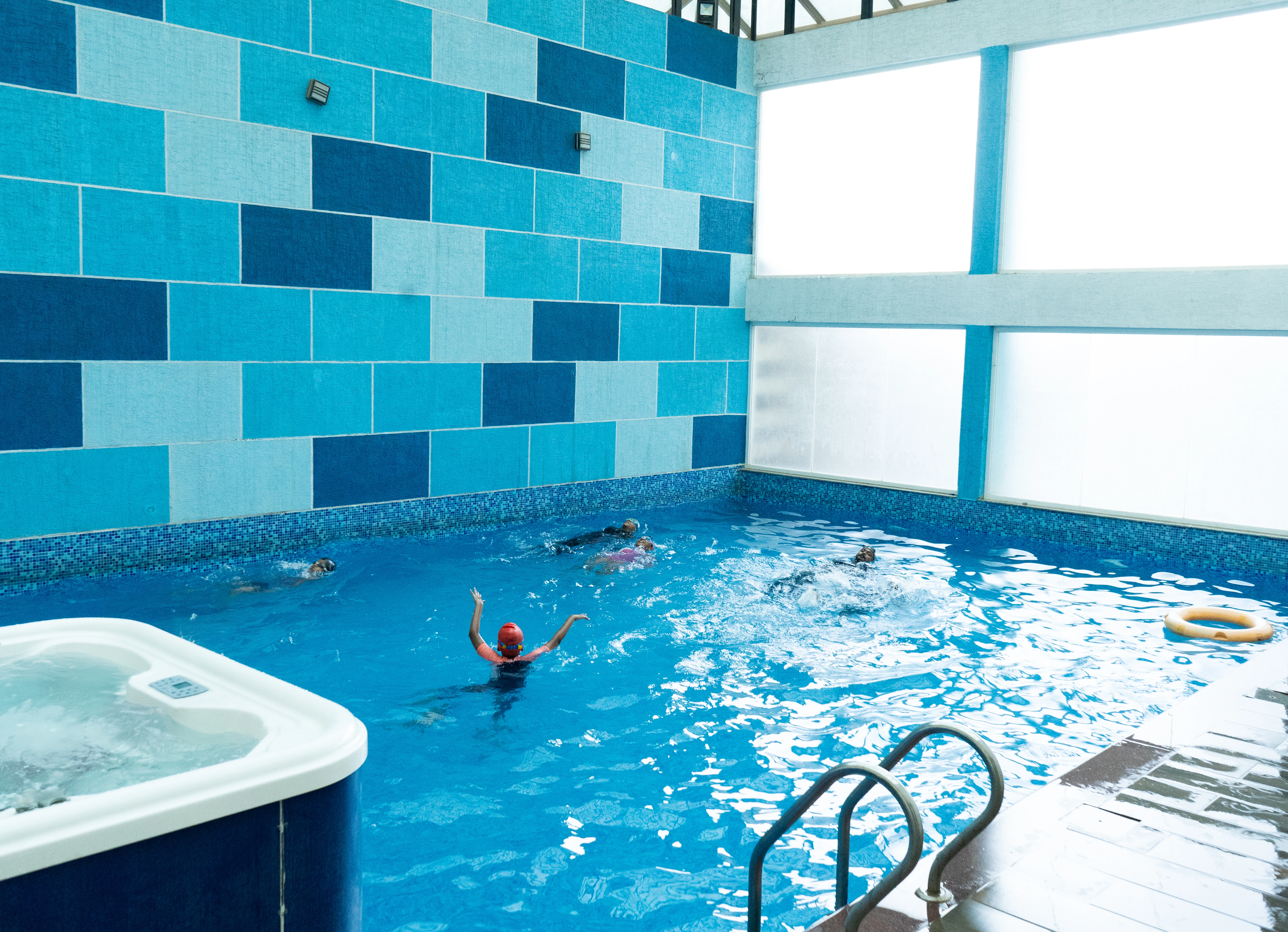 Indoor Pool with Jacccuzi